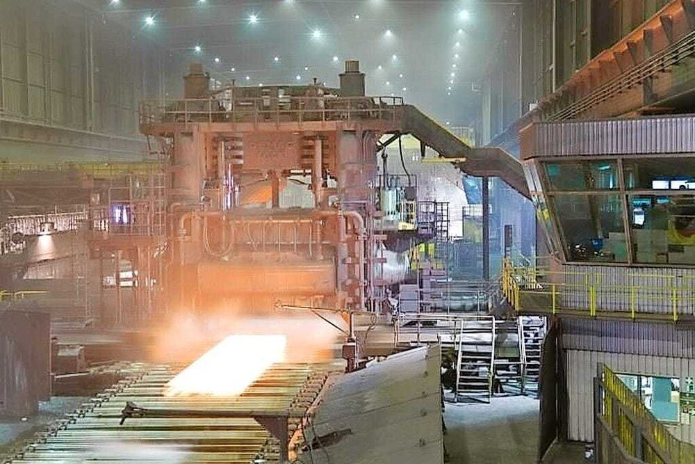 © Dillinger
F&E-Aktivitäten treiben die Herstellung zukunftsweisender Produkte in den Walzwerken voran. F&E-Aktivitäten treiben die Herstellung zukunftsweisender Produkte in den Walzwerken voran.