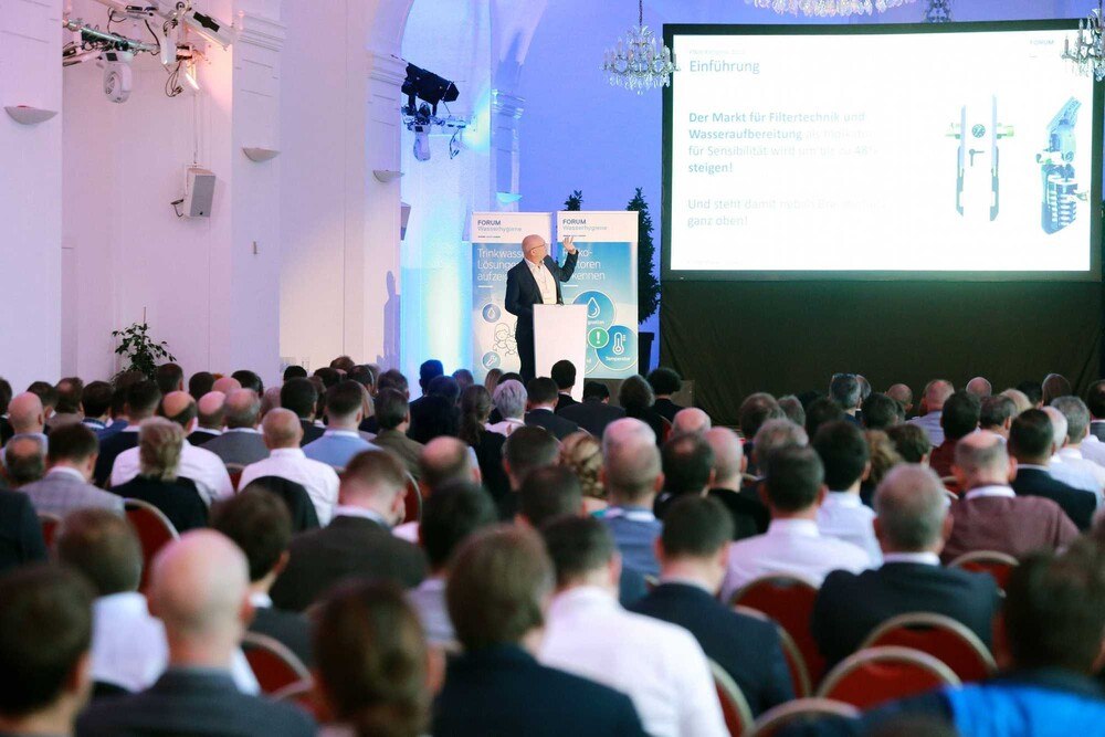 © FORUM Wasserhygiene/APA-Fotoservice/Hautzinger
Volles Haus in der Schönbrunner Orangerie in Wien beim 2. Fachkongress des Forum Wasserhygiene. Volles Haus in der Schönbrunner Orangerie in Wien beim 2. Fachkongress des Forum Wasserhygiene.