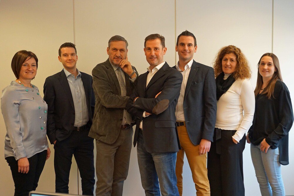 © AEF
Das Team des Südtiroler Handelsunternehmens AEF Das Team des Südtiroler Handelsunternehmens AEF