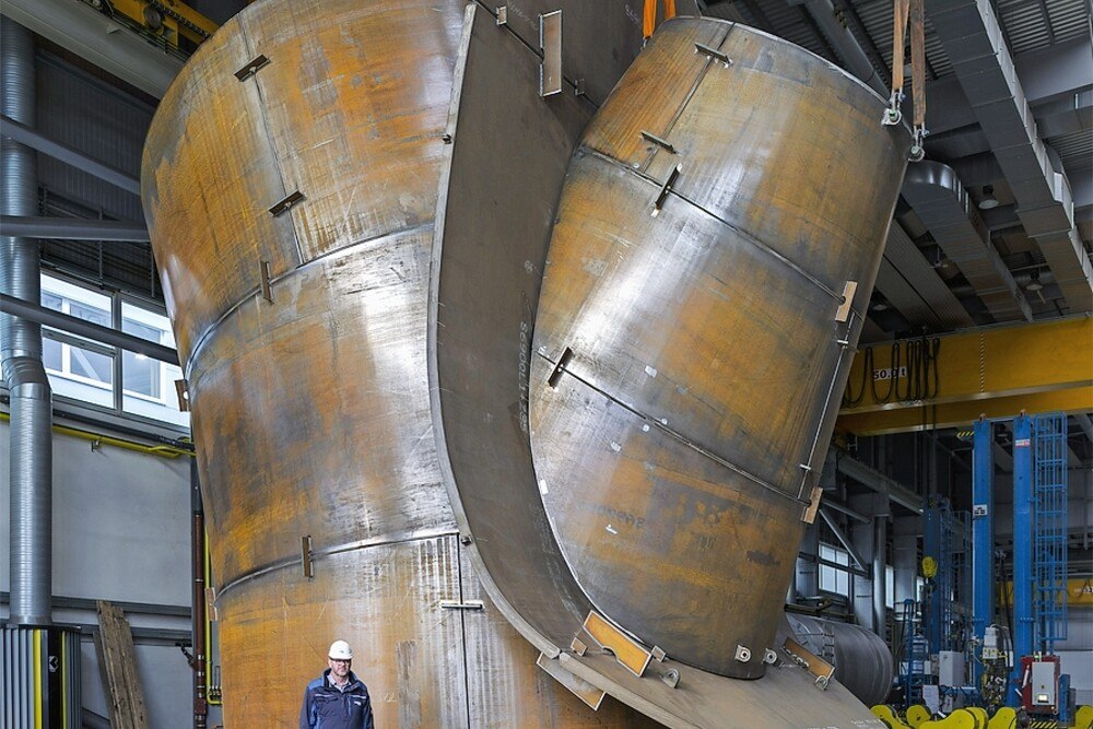 © Andritz Hydro
Bild 10: Probezusammenbau eines
Abzweigers mit außenliegendem
Kragenblech für das PSW Nant de Drance
Bild 10: Probezusammenbau eines Abzweigers mit außenliegendem Kragenblech für das PSW Nant de Drance.