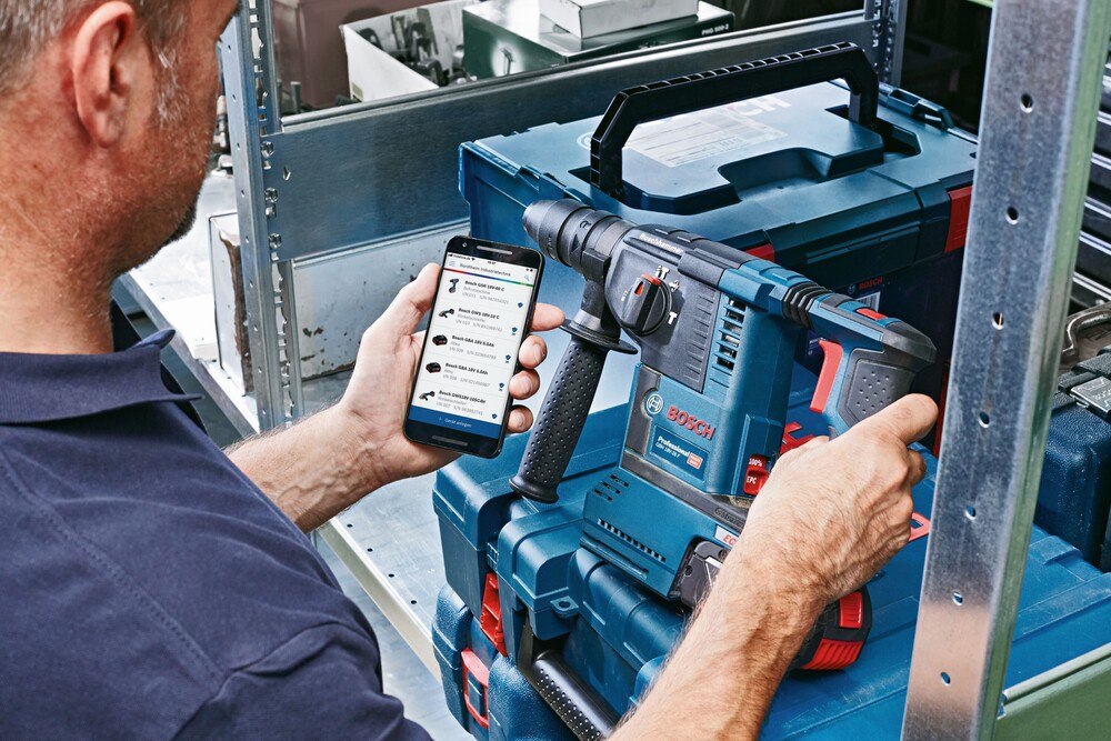 © Bosch )) Alles für die Montage dabei? Auch darüber geben Tool-Trackingsysteme schnell und zuverlässig Auskunft.