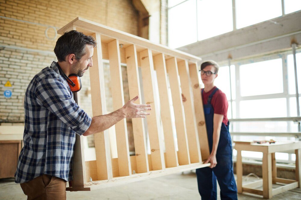 © SeventyFour / iStock / Getty Images Plus via Getty Images
Die Attraktivität von Holzbetten steigt mit dem Alter der Schläfer*innen.
Holzbetten sind attraktiv