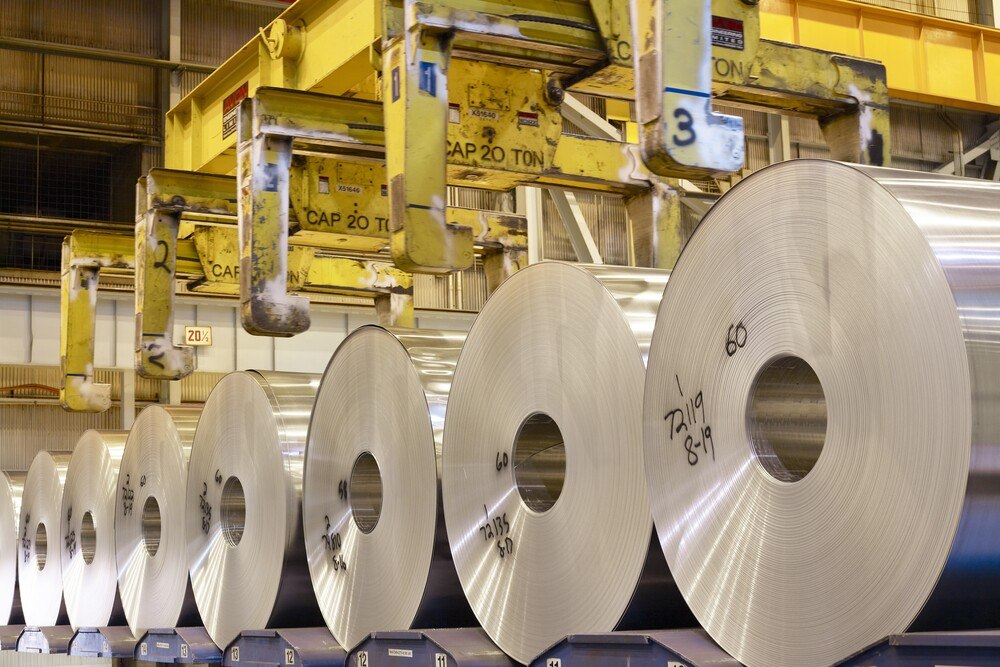 © Novelis
Novelis liefert künftig flachgewalztes Aluminium mit hohem Recyclinganteil für Velux Dachfenster.
Novelis liefert künftig flachgewalztes Aluminium mit hohem Recyclinganteil für Velux Dachfenster.