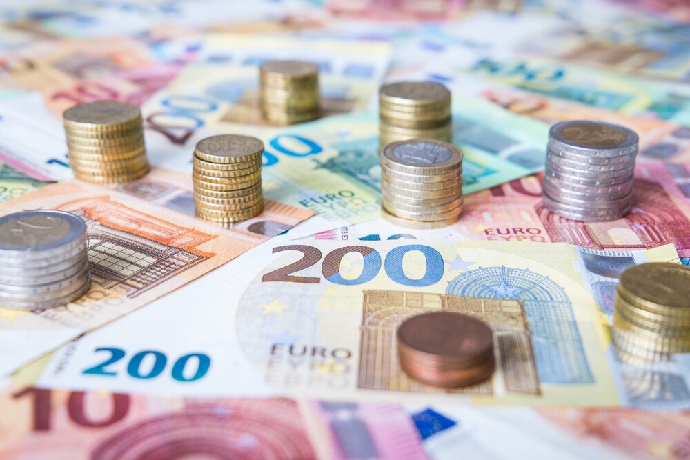 © Photofex/iStock/Getty Images plus via Getty Images
Ungeachtet zahlreicher Krisen sind die Betriebe bereit zu investieren.
Ungeachtet zahlreicher Krisen sind die Betriebe bereit zu investieren.