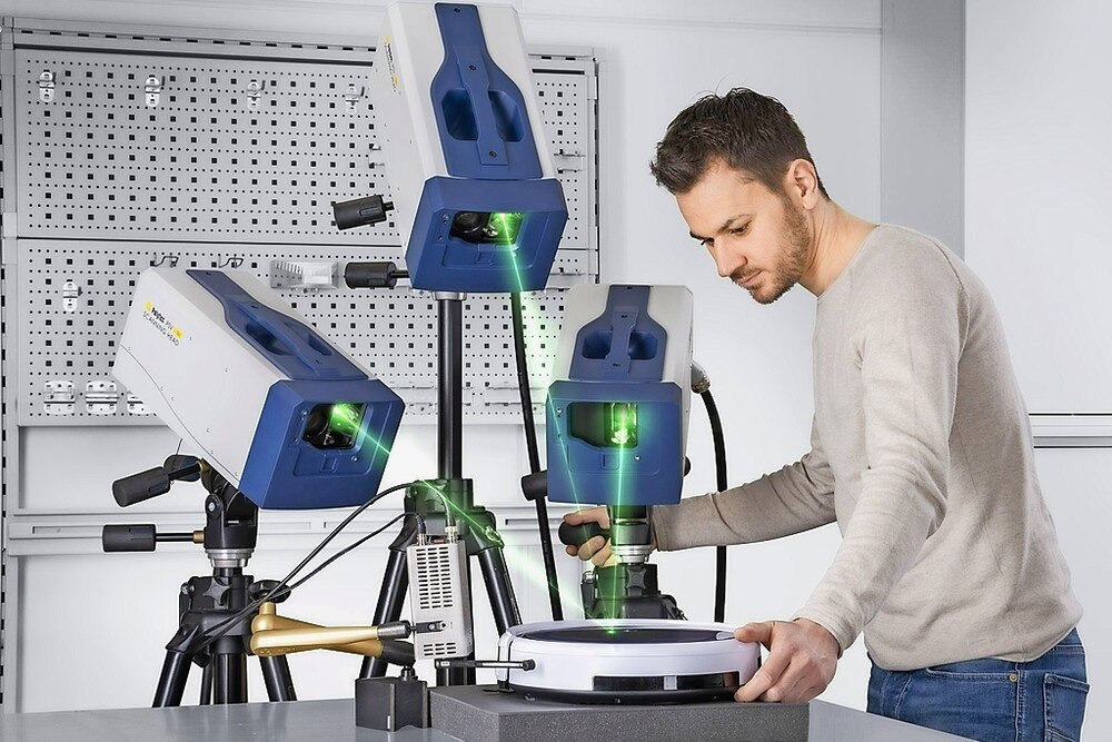 © Polytec
Transportables optisches 3D Scanning Vibrometer für Auftragsmessungen vor Ort.
optisches 3D Scanning Vibrometer