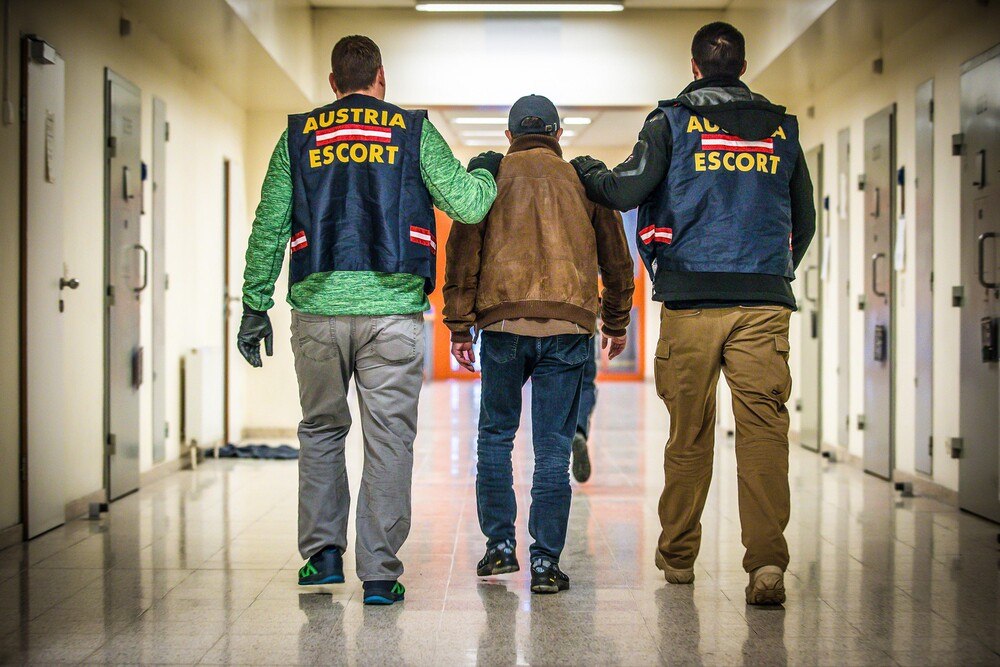 Abschiebung auf österreichisch