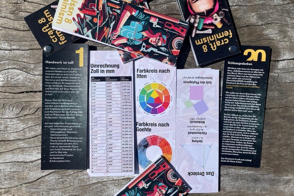 © Zusammenland Der Informationsfächer craft ‚n‘ feminism