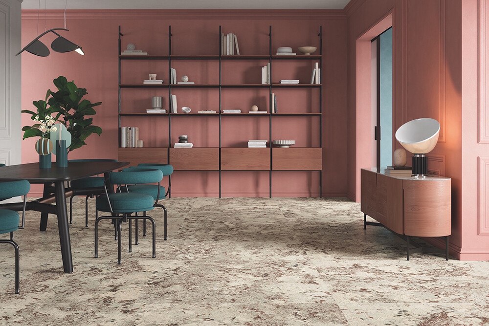 © Fiandre
Kollektion Marble Lab Alaskawhite von Fiandre
Wohnraum mit weißen Bodenfliesen aus Marmor