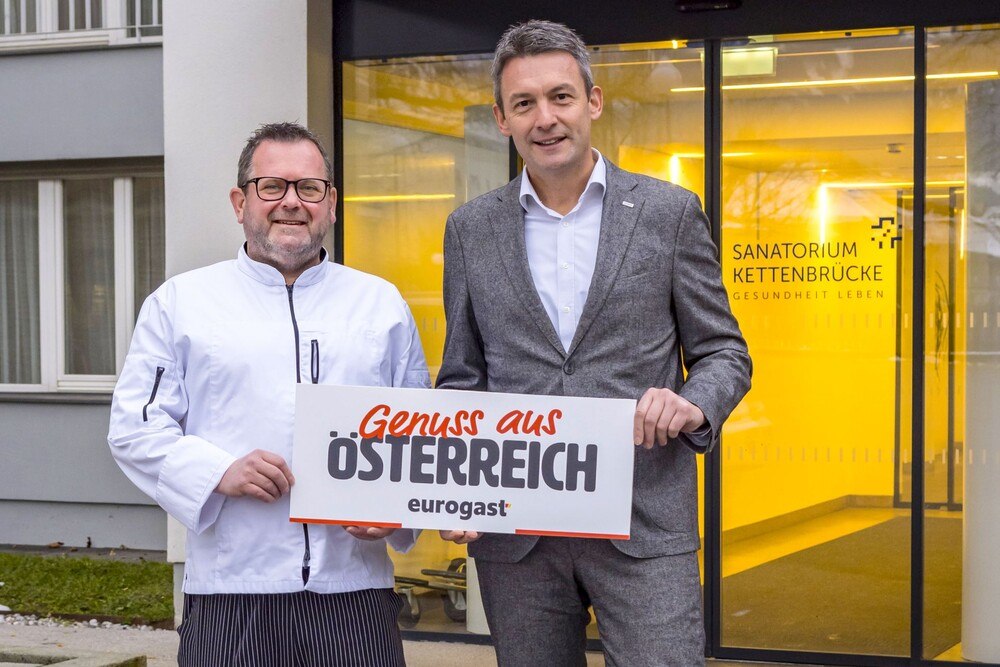 © Target Group Peter Krug, Geschäftsführer Eurogast Österreich, und Ewald Klemmer, Chefkoch Sanatorium Kettenbrücke