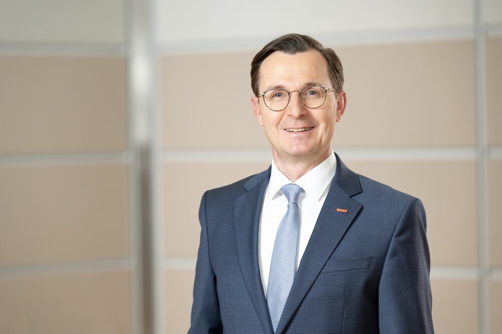 © WKOÖ
Klaus Weissengruber, Ladesinnungsmeister der Tischler und Holzgestalter Oberösterreich
Klaus Weissengruber, Ladesinnungsmeister der Tischler und Holzgestalter Oberösterreich