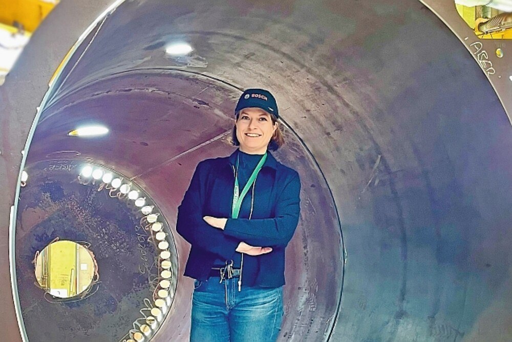 © Bosch
Alexandra Bichlmayer hat eine berufliche Leidenschaft für Technik entwickelt. Heute ist sie Geschäftsführerin und Werksleiterin der Bosch Industriekessel Austria.
Alexandra Bichlmayer