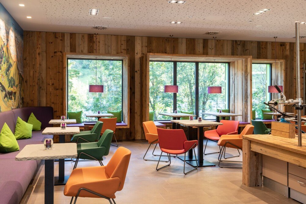 © Explorer Hotel die Lounge des Hotels