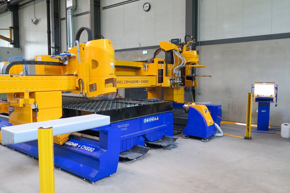 © Microstep vielseitige MicroStep Plasmaschneidanlage Baureihe MG