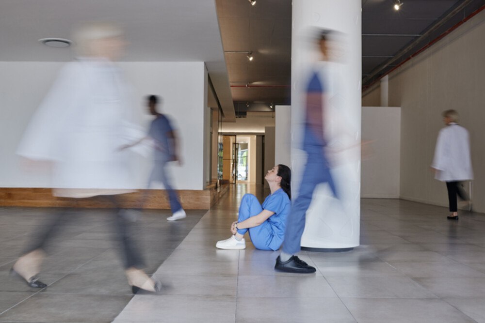© PeopleImages iStock / Getty Images Plus Vielbeschäftigtes Krankenhaus