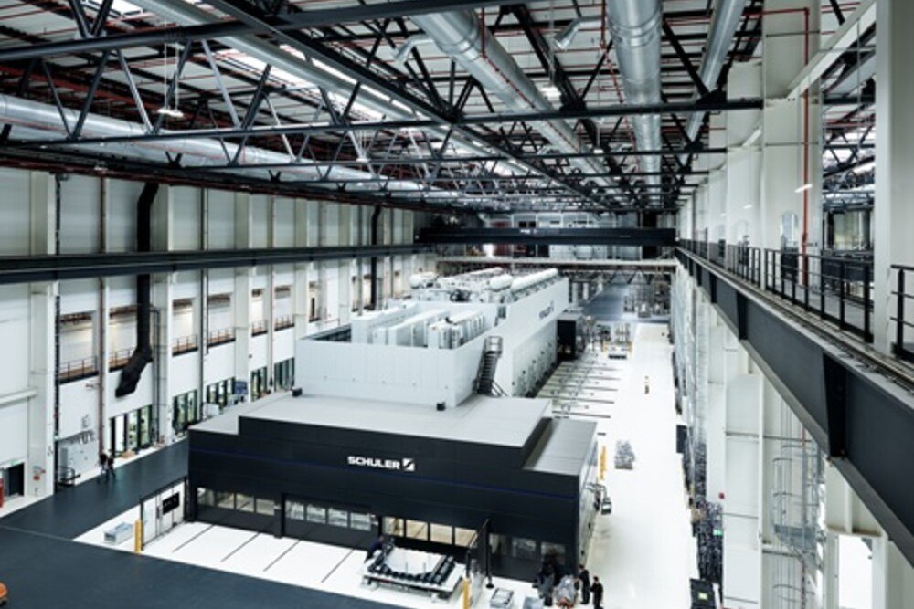 © VDW (Verein Deutscher Werkzeugmaschinenfabriken) Bild in der Halle von Schuler