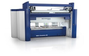 Die Schröder Group zeigt Blechbearbeitungsmaschinenzum Schwenkbiegen.