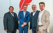 © Alba Communications GBH-Bundesvorsitzender Josef Muchitsch, Vöpe-Präsident Andreas Köttl, GBV-Verbandsobmann Klaus Baringer und Peter Krammer, Obmann des Fachverbands der Bauindustrie.