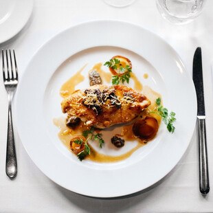 © getty images Sollen die Herkunft von Lebensmitteln auch in der Gastronomie gekennzeichnet sein?
