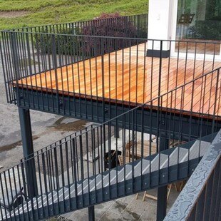 © Tiroler Edelschmiede Filigranes Stahlgeländer der Tiroler Edelschmiede