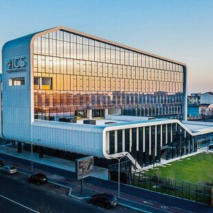 © UDB-studio // Auch so geht Schule: Das Architekturbüro Barreca & La Varra zeichnet für die außergewöhnliche Architektur der ICS Symbiosis in Mailand verantwortlich ICS in Mailand