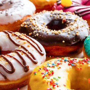 © itakdalee iStock GettyImages Plus    Donuts
