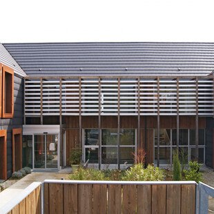 © Wienerberger Wienerberger gibt am 1. März 2024 den Abschluss der größten Übernahme von Terreal bekannt.