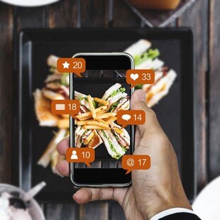 © iStock / Getty Images Plus / SasinParaksa GenZ
