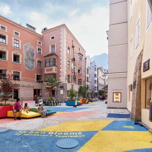 © Randall Media Factory / Eduardo Espinosa Bunte Ruheoasen in Innsbruck